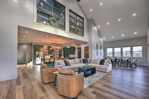 Lavish Riverfront Escape with Gas Grill!